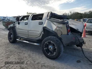 2006 Hummer H2 with VIN 5GRGN22U86H118771, listed as a Copart auction lot 88854375 with 0 mi miles and Non Repairable. Bid and sale history available at carsss.com. Image 2.
