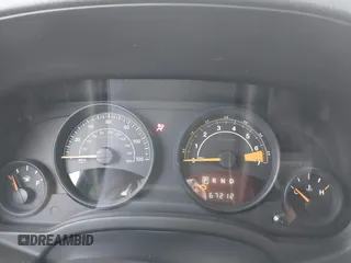 2014 Jeep Patriot Latitude с VIN 1C4NJPFA3ED547906, выставлен на аукционе IAAI как лот 42146770 с пробегом 67 212 миль миль и . История ставок и продаж доступна на DreamBid. Изображение 7.