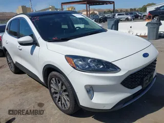 2020 Ford Escape Titanium с VIN 1FMCU9J99LUC55290, выставлен на аукционе IAAI как лот 42283436 с пробегом 162 628 миль миль и . История ставок и продаж доступна на DreamBid. Изображение 1.
