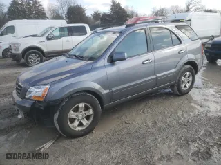 2008 Kia Sorento EX with VIN KNDJC736185763101, listed as a Copart auction lot 43873705 with 163,544 mi miles and Salvage Title. Bid and sale history available at carsss.com. Image 1.