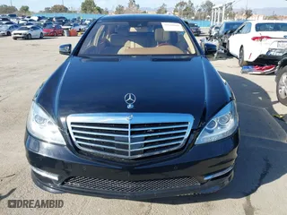 2012 Mercedes-Benz S-Class S 550 with VIN WDDNG7DBXCA425719, listed as a IAAI auction lot 41626830 with 71,227 mi miles. Bid and sale history available at carsss.com. Image 12.
