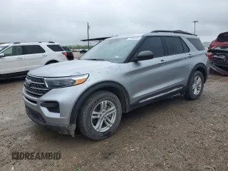 2022 Ford Explorer XLT z VIN 1FMSK7DH8NGA81304, wystawiony jako Copart lot #51003605 z przebiegiem 56 882 mil mil oraz Czysty tytuł • Clean title. Historia ofert i sprzedaży dostępna na DreamBid. Obrazek 1.