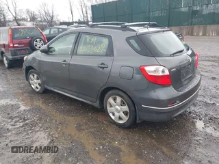 2009 Toyota Matrix with VIN 2T1KU40E09C015553, listed as a IAAI auction lot 41981156 with Not Provided miles and . Bid and sale history available at DreamBid. Image 3.