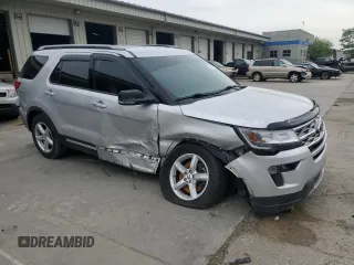 2018 Ford Explorer XLT с VIN 1FM5K7D86JGB86933, выставлен на аукционе Copart как лот 57239325 с пробегом 72 409 миль миль и Списание • Salvage title. История ставок и продаж доступна на DreamBid. Изображение 4.