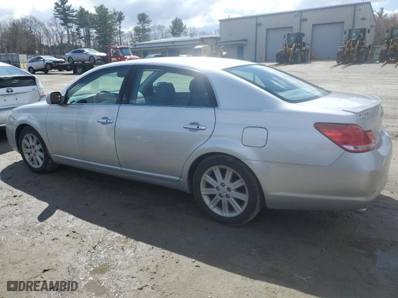 2006 Toyota Avalon XL with VIN 4T1BK36B36U138139, listed as a Copart auction lot 52535805 with 272,125 mi miles and Clean Title. Bid and sale history available at carsss.com. Image 2.