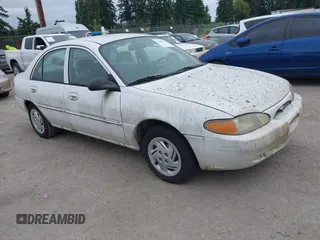 2001 Ford Escort Fleet z VIN 3FAFP13P91R169428, wystawiony jako IAAI lot #42467181 z przebiegiem 138 288 mil mil oraz . Historia ofert i sprzedaży dostępna na DreamBid. Obrazek 1.