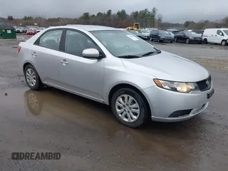 2010 Kia Forte LX with VIN KNAFT4A20A5095945, listed as a IAAI auction lot 41809629 with 98,358 mi miles. Bid and sale history available at carsss.com. Image 1.