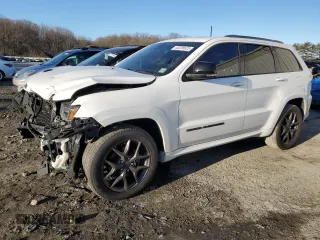 2019 Jeep Grand Cherokee Limited X with VIN 1C4RJFBGXKC628165, listed as a Copart auction lot 43235625 with 48,218 mi miles and Salvage title. Bid and sale history available at DreamBid. Image 1.
