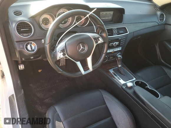 2015 Mercedes-Benz C 250 with VIN WDDGJ4HB6FG371226, listed as a Copart auction lot 62108275 with 70,019 mi miles and Clean title. Bid and sale history available at DreamBid. Image 8.