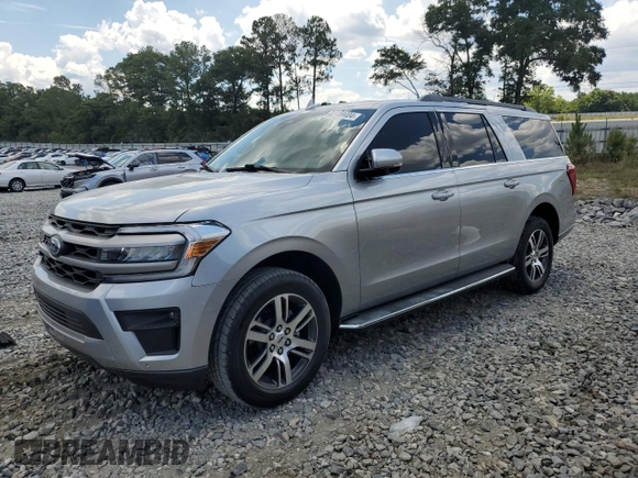 2022 Ford Expedition Max XLT z VIN 1FMJK1HT1NEA32142, wystawiony jako Copart lot #62789404 z przebiegiem 17 129 mil mil oraz Szkoda całkowita • Salvage title. Historia ofert i sprzedaży dostępna na DreamBid. Obrazek 1.