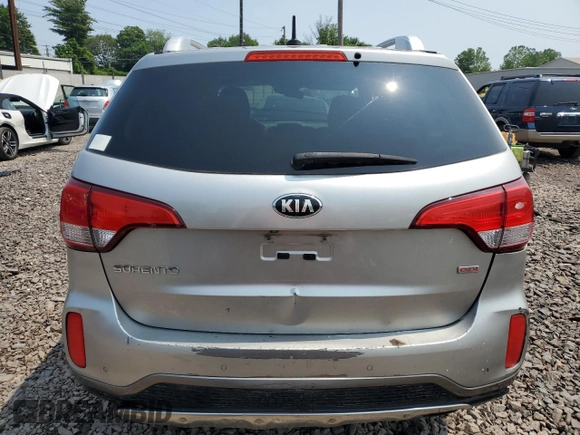 2015 Kia Sorento LX with VIN 5XYKTCA69FG636374, listed as a Copart auction lot 60235975 with 108,768 mi miles and Non repairable. Bid and sale history available at DreamBid. Image 6.