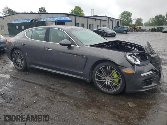 2016 Porsche Panamera S E-Hybrid z VIN WP0AD2A77GL040200, wystawiony jako Copart lot #56223035 z przebiegiem 113 659 mil mil oraz Szkody całkowita. Historia ofert i sprzedaży dostępna na DreamBid. Obrazek 4.