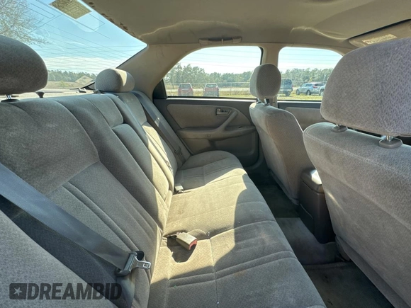 2000 Toyota Camry CE with VIN 4T1BG22K0YU002152, listed as a Copart auction lot 88989705 with 366,512 mi miles and Clean Title. Bid and sale history available at DreamBid. Image 6.