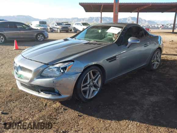 2013 Mercedes-Benz SLK-Class SLK 250 with VIN WDDPK4HA9DF058128, listed as a IAAI auction lot 41809272 with 76,860 mi miles. Bid and sale history available at carsss.com. Image 17.