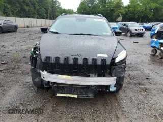 2018 Jeep Cherokee Limited z VIN 1C4PJMDX0JD507128, wystawiony jako Copart lot #60775145 z przebiegiem 65 782 mil mil oraz Szkoda całkowita • Salvage title. Historia ofert i sprzedaży dostępna na DreamBid. Obrazek 5.