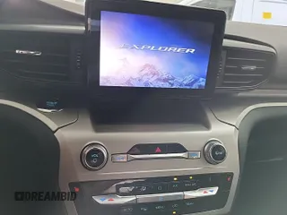 2022 Ford Explorer XLT с VIN 1FMSK8DH9NGB01260, выставлен на аукционе IAAI как лот 42748134 с пробегом 25 828 миль миль и . История ставок и продаж доступна на DreamBid. Изображение 30.