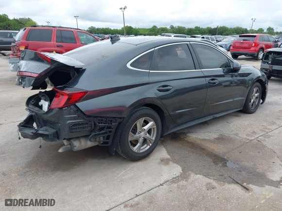 2022 Hyundai Sonata SE with VIN 5NPEG4JA9NH134242, listed as a IAAI auction lot 41972212 with 118,336 mi miles. Bid and sale history available at carsss.com. Image 4.