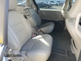 2020 Toyota Sienna XLE Auto Access Seat with VIN 5TDYZ3DC9LS053621, listed as a Copart auction lot 52774245 with 98,942 mi miles and Salvage Title. Bid and sale history available at carsss.com. Image 11.