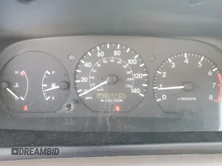 2000 Toyota Camry CE with VIN 4T1BG22K5YU733157, listed as a Copart auction lot 53935955 with 156,640 mi miles and Salvage Title. Bid and sale history available at DreamBid. Image 9.