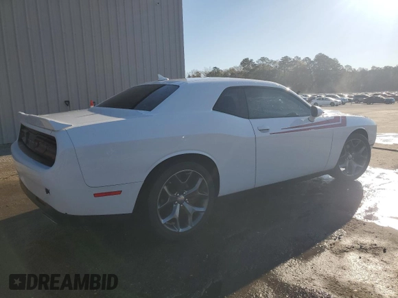 2015 Dodge Challenger SXT Plus z VIN 2C3CDZBG2FH761508, wystawiony jako Copart lot #50594455 z przebiegiem 94 182 mil mil oraz Szkoda całkowita • Salvage title. Historia ofert i sprzedaży dostępna na DreamBid. Obrazek 3.