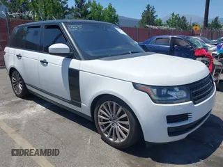 2017 Land Rover Range Rover z VIN SALGR2FVXHA377114, wystawiony jako IAAI lot #42283510 z przebiegiem 69 846 mil mil oraz . Historia ofert i sprzedaży dostępna na DreamBid. Obrazek 1.