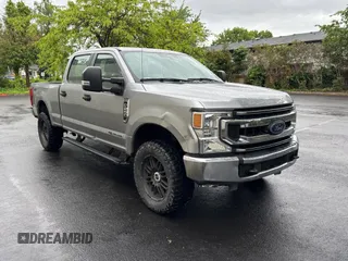 2020 Ford F-250 XL z VIN 1FT7W2BT1LEE63319, wystawiony jako Copart lot #57185135 z przebiegiem 14 660 mil mil oraz Szkoda całkowita • Salvage title. Historia ofert i sprzedaży dostępna na DreamBid. Obrazek 1.