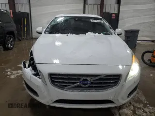 2012 Volvo S60 T6 with VIN YV1902FH4C2101979, listed as a Copart auction lot 87255174 with 250,376 mi miles and Salvage Title. Bid and sale history available at carsss.com. Image 5.