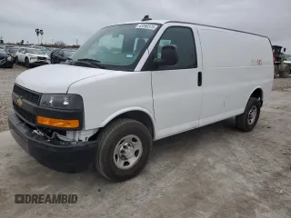 2020 Chevrolet Express Cargo Van with VIN 1GCWGAFP3L1254185, listed as a Copart auction lot 43260375 with 59,636 mi miles and Clean Title. Bid and sale history available at carsss.com. Image 1.