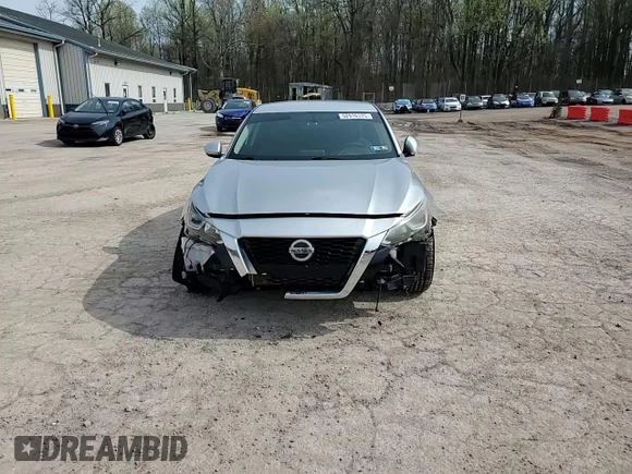 2019 Nissan Altima 2.5 S with VIN 1N4BL4BV0KC112255, listed as a Copart auction lot 52976375 with 134,855 mi miles and Salvage Title. Bid and sale history available at carsss.com. Image 14.