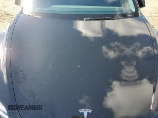 2025 Tesla Model 3 Long Range with VIN 5YJ3E1EB9SF875516, listed as a Copart auction lot 51450515 with 3,672 mi miles and Salvage Title. Bid and sale history available at DreamBid. Image 11.