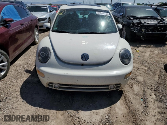 2001 Volkswagen Beetle GLX z VIN 3VWDD21C71M435250, wystawiony jako Copart lot #65546334 z przebiegiem 189 542 mil mil oraz Szkoda całkowita • Salvage title. Historia ofert i sprzedaży dostępna na DreamBid. Obrazek 5.