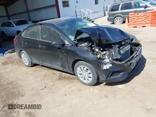 2022 Hyundai Accent SE with VIN 3KPC24A66NE182514, listed as a IAAI auction lot 41764899 with 21,623 mi miles. Bid and sale history available at carsss.com. Image 1.