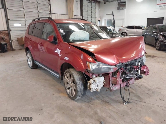 2012 Mitsubishi Outlander SE with VIN JA4AS3AW9CU016434, listed as a IAAI auction lot 41757429 with 152,484 mi miles. Bid and sale history available at carsss.com. Image 1.