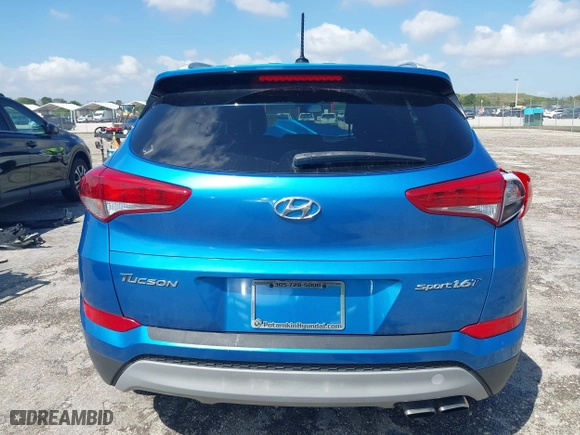 2017 Hyundai Tucson Value with VIN KM8J33A23HU540472, listed as a IAAI auction lot 41935056 with 58,937 mi miles. Bid and sale history available at carsss.com. Image 16.