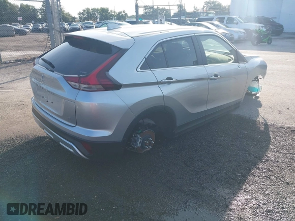 2024 Mitsubishi Eclipse Cross SE with VIN JA4ATWAA7RZ058728, listed as a IAAI auction lot 42476292 with 6,594 mi miles and . Bid and sale history available at DreamBid. Image 4.
