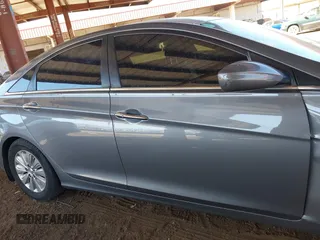 2011 Hyundai Sonata SE with VIN 5NPEC4ACXBH198623, listed as a IAAI auction lot 41681404 with 140,224 mi miles. Bid and sale history available at carsss.com. Image 14.
