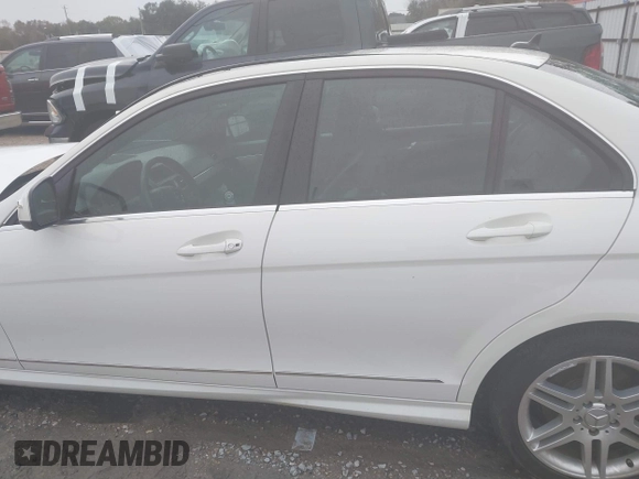 2008 Mercedes-Benz C 350 Sport with VIN WDDGF56X68R038733, listed as a IAAI auction lot 41315112 with 93,778 mi miles and . Bid and sale history available at DreamBid. Image 14.