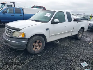 2002 Ford F-150 XL с VIN 1FTRX17W62NB90220, выставлен на аукционе IAAI как лот 42014299 с пробегом 219 264 миль миль и . История ставок и продаж доступна на DreamBid. Изображение 17.