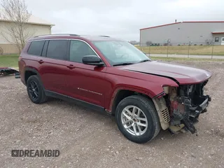 2021 Jeep Grand Cherokee Altitude z VIN 1C4RJKAG6M8152948, wystawiony jako IAAI lot #42032641 z przebiegiem 45 625 mil mil oraz . Historia ofert i sprzedaży dostępna na DreamBid. Obrazek 1.
