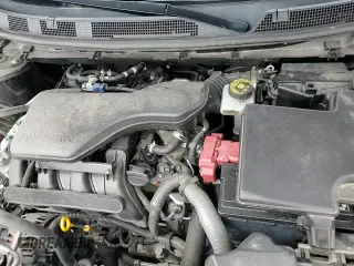 2018 Nissan Rogue SV with VIN JN1BJ1CR9JW293565, listed as a Copart auction lot 59096305 with 68,700 mi miles and Salvage title. Bid and sale history available at DreamBid. Image 13.
