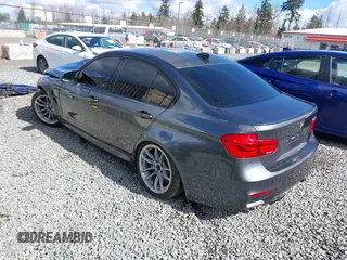2016 BMW M3 with VIN WBS8M9C50G5E68015, listed as a IAAI auction lot 41776704 with 59,047 mi miles and . Bid and sale history available at DreamBid. Image 3.
