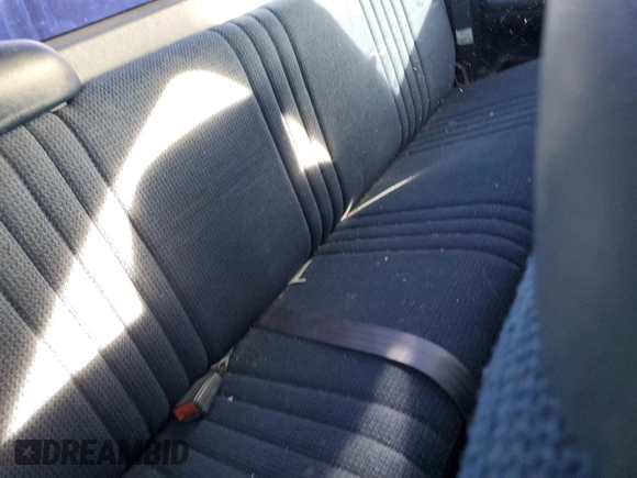 1997 Chevrolet Silverado 1500 with VIN 2GCEC19W3V1128626, listed as a Copart auction lot 82430274 with 187,754 mi miles and Salvage Title. Bid and sale history available at carsss.com. Image 10.