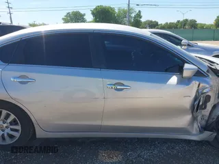 2017 Nissan Altima SL with VIN 1N4AL3AP0HC294122, listed as a IAAI auction lot 42223296 with 144,028 mi miles and . Bid and sale history available at DreamBid. Image 13.
