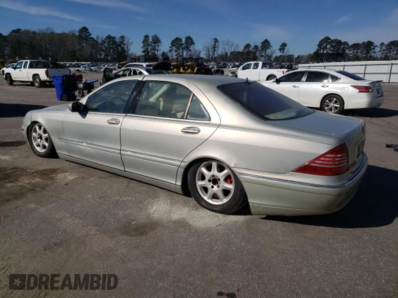 2001 Mercedes-Benz S-Class with VIN WDBNG75J81A140058, listed as a Copart auction lot 46581345 with 0 mi miles and Salvage Title. Bid and sale history available at carsss.com. Image 2.