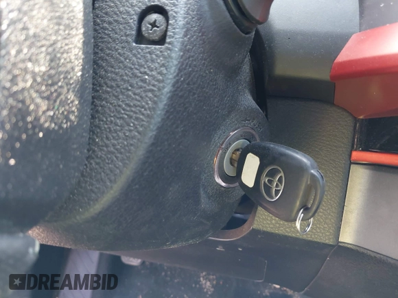 2017 Toyota Tacoma SR5 with VIN 5TFCZ5AN4HX091383, listed as a IAAI auction lot 42202505 with 82,000 mi miles and . Bid and sale history available at DreamBid. Image 11.