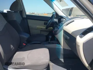 2010 Kia Soul + with VIN KNDJT2A28A7078333, listed as a IAAI auction lot 42097259 with 165,243 mi miles. Bid and sale history available at carsss.com. Image 5.