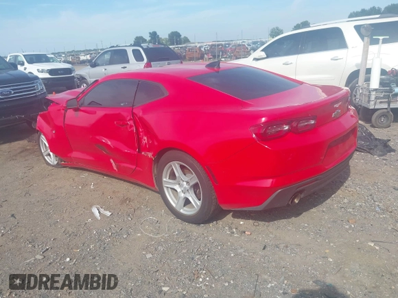 2022 Chevrolet Camaro 1LT z VIN 1G1FB1RX7N0107315, wystawiony jako IAAI lot #40176789 z przebiegiem Nie podano mil oraz . Historia ofert i sprzedaży dostępna na DreamBid. Obrazek 3.