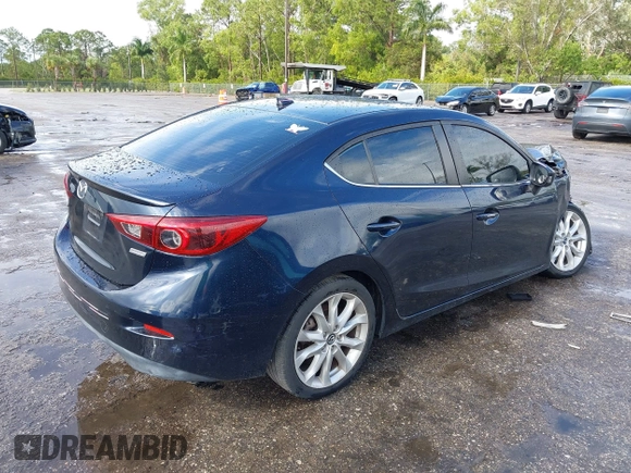 2015 Mazda 3 S Grand Touring z VIN JM1BM1W35F1238188, wystawiony jako IAAI lot #41206030 z przebiegiem 316 542 mil mil oraz . Historia ofert i sprzedaży dostępna na DreamBid. Obrazek 4.