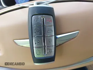 2024 Genesis GV80 z VIN KMUHCESC8RU166378, wystawiony jako IAAI lot #42260945 z przebiegiem 32 119 mil mil oraz . Historia ofert i sprzedaży dostępna na DreamBid. Obrazek 11.