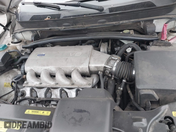 2005 Volvo XC90 with VIN YV1CZ852551207541, listed as a IAAI auction lot 42025006 with 172,950 mi miles and . Bid and sale history available at DreamBid. Image 10.